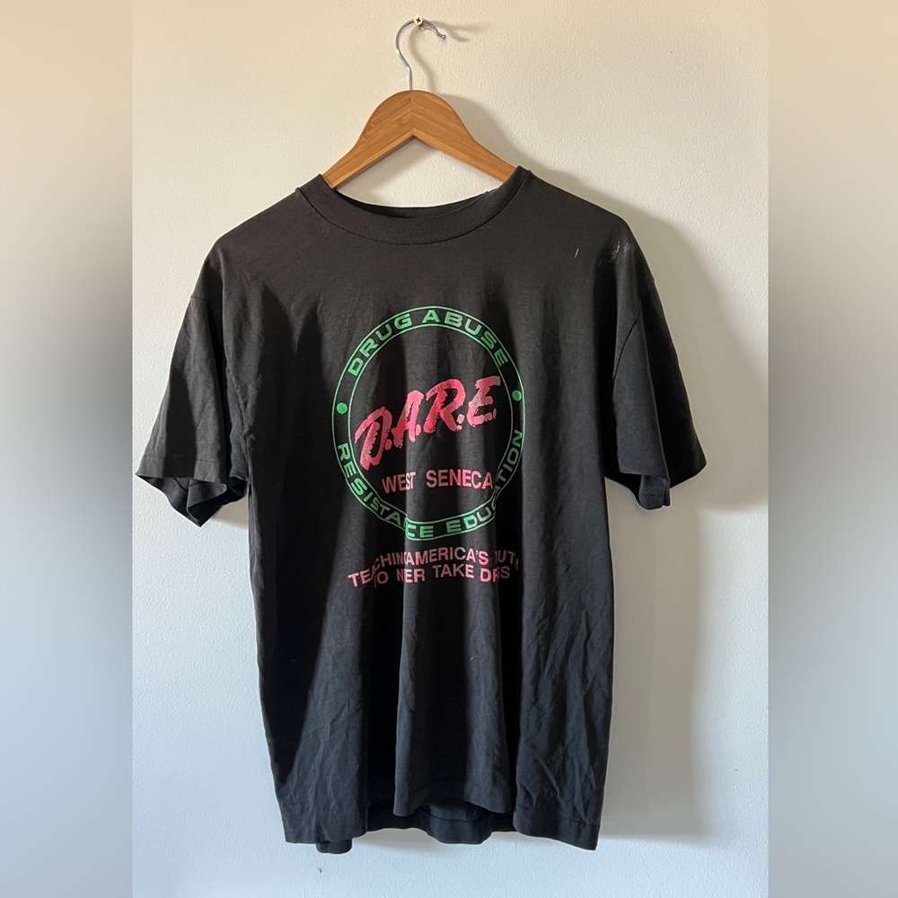 Vintage Black D.A.R.E. Graphic T-Shirt